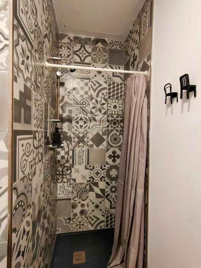 Pequeno Alojamiento Con Mini Piscina - No Climatizada 瓦伦西亚 外观 照片