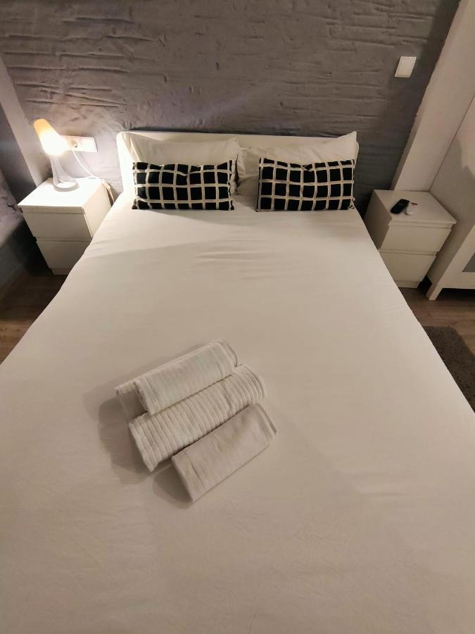 Pequeno Alojamiento Con Mini Piscina - No Climatizada 瓦伦西亚 外观 照片